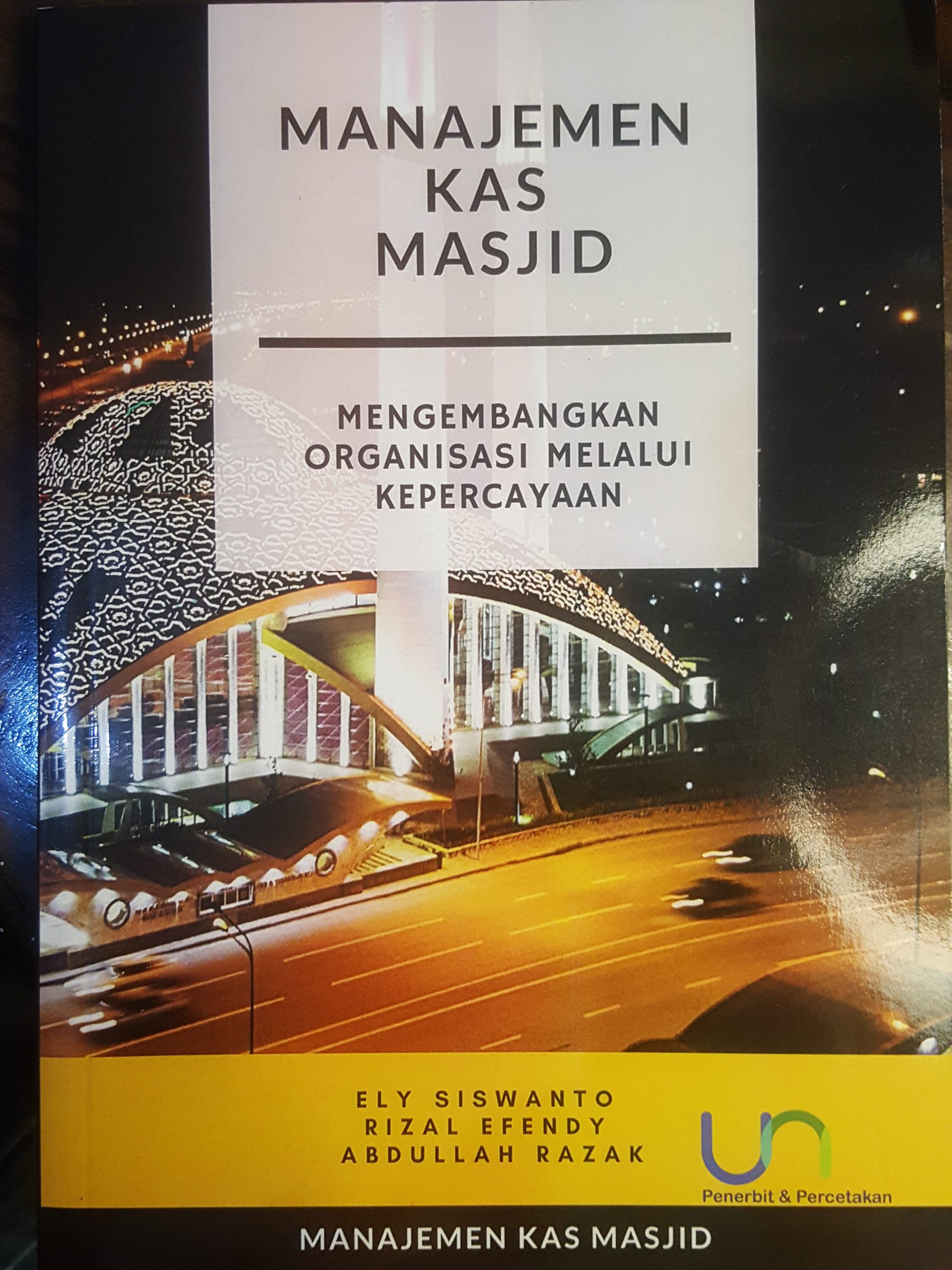 Buku Manajemen Kas Masjid oleh Dr. Ely Siswanto, S.Sos., M.M
